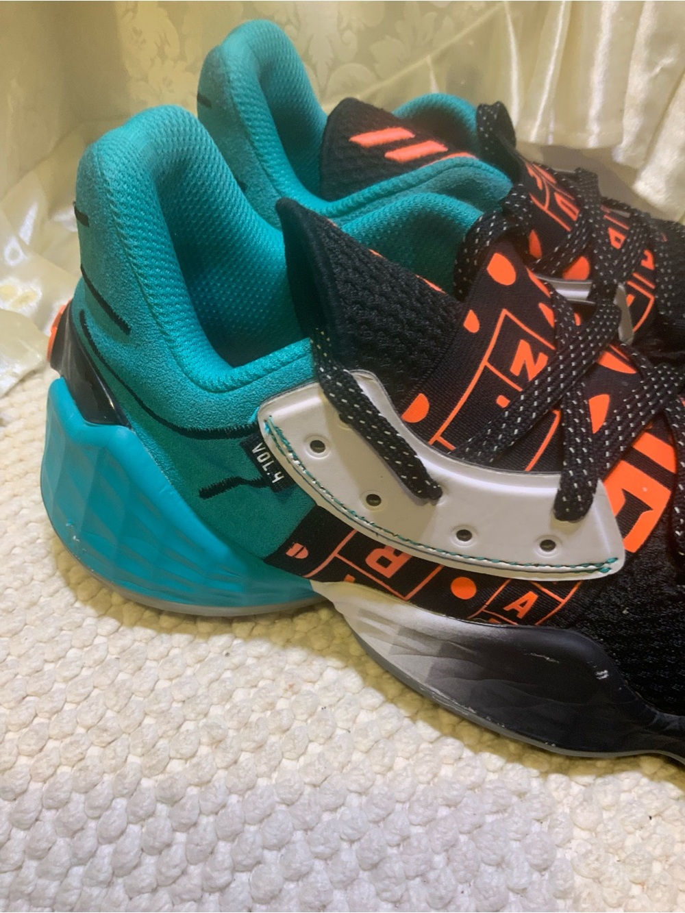 ADIDAS - Picture 7 of 10